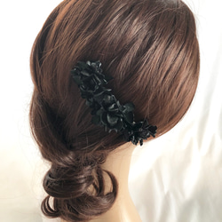 ホワイトブラックの紫陽花ヘアコーム【2点セット】髪飾りプリザーブドフラワー 4枚目の画像