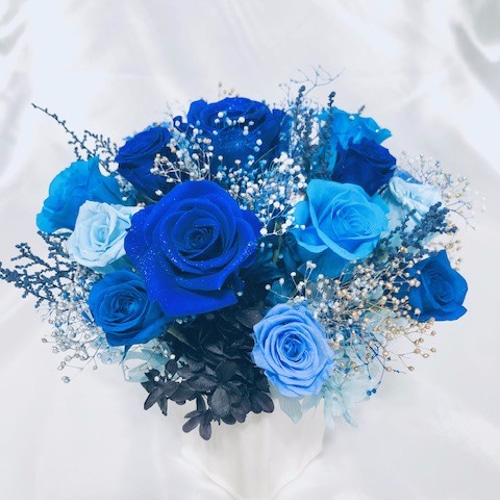プリザーブドフラワー／星空に染まった青い薔薇の神秘と奇跡／ 陶器