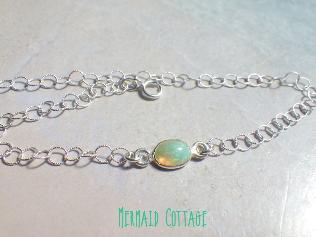 Simply Opal☆10月誕生石☆オパール☆銀フレーム