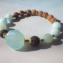 Big Chalcedony Healing Braceletアロマブレスレット☆ルドラクシャ 2枚目の画像