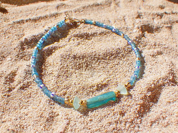 Roman glass seed beads bracelet ＊14kgf＊ 1枚目の画像