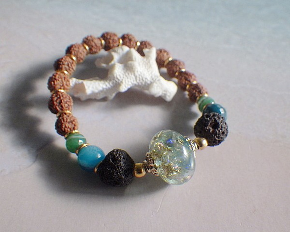 Under the Sea＊ Lava Stone Diffuser Bracelet☆アロマブレスレット 5枚目の画像