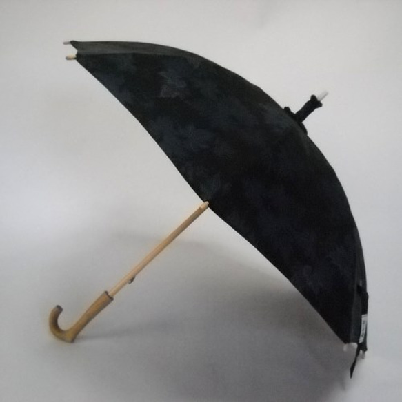大島紬の日傘　「夏蔦」 1枚目の画像