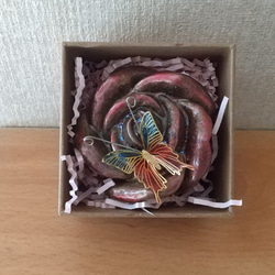 送料無料☆薔薇と蝶のペーパーウェイト☆ピンクゴールド 4枚目の画像