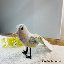 ⚮̈ミナペルホネン生地使用⚮̈小鳥の置き物 オブジェ③ 1枚目の画像
