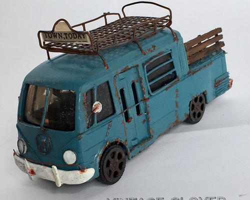 ボロボロ塗装を楽しむピックアップトラック模型 送料込み】レトロ ミニカー ファームピックアップトラック サビ塗装