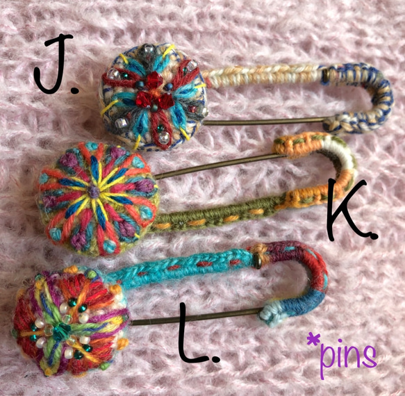 毛糸くるみボタンのストールピン ＊J ＊ その他アクセサリー studio
