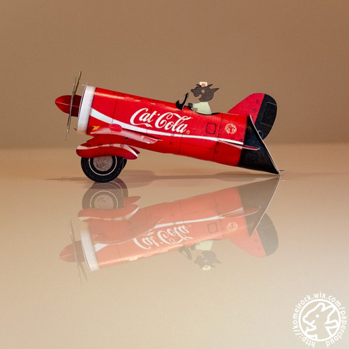 キャットコーラ飛行機 ペーパークラフト完成品 立体・オブジェ