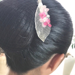 透明リーフ&紫陽花ヘアクリップ pink 2枚目の画像