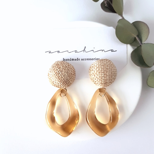 ボンボンピアス ボンボンイヤリング 3連 ピアス ボンボンアクセサリー 