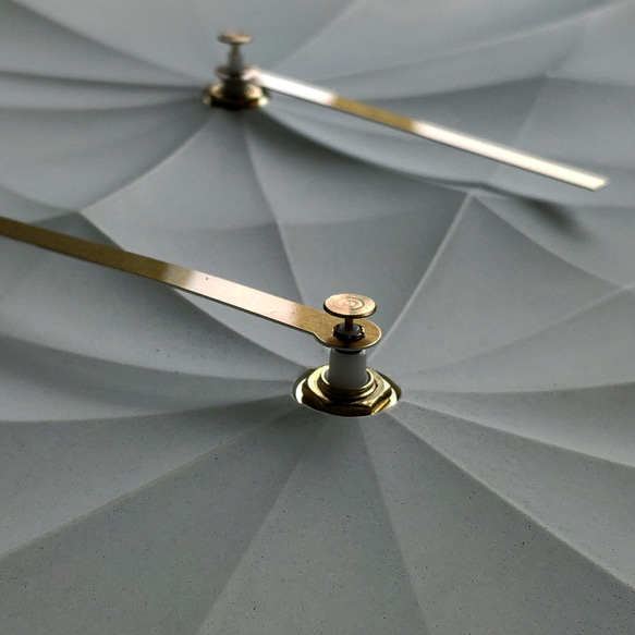 HOMER | 摺紙時鐘 Origami Clock 灰色/曲面/啞光 HC16TM-GCM 第5張的照片