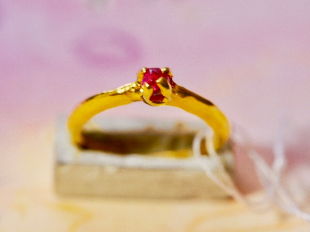 ピンクサファイアリング
