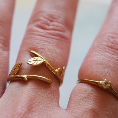 くさの葉っぱリング 指輪・リング marishiota 通販 6385277｜Creema