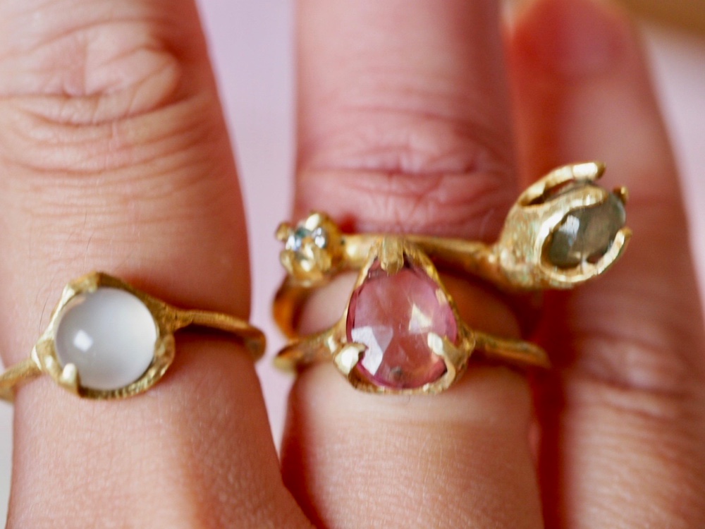 ピンクサファイアリング