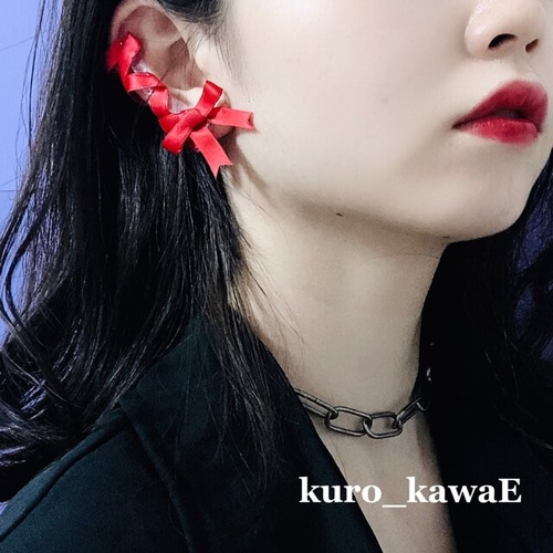 編み上げリボンのピアス / 量産型 イヤーカフ 地雷系 ゆめかわいい