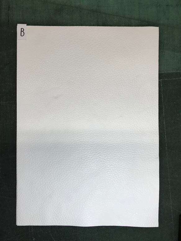 鹿革　ポルティラ　白鞣し　A4サイズ 3枚目の画像