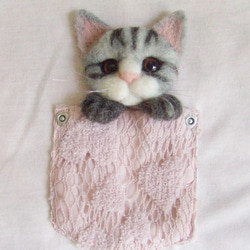 Katia　ポッケからちょこん♪　サバトラ　ブローチ　猫　羊毛フェルト 1枚目の画像