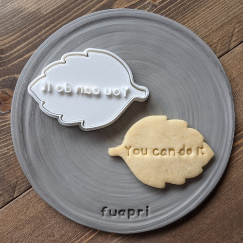 RADLEY クッキーカッター 小さなカードホルダー 傘クッキー型・クッキーカッター クッキー型 Cookie cutter land