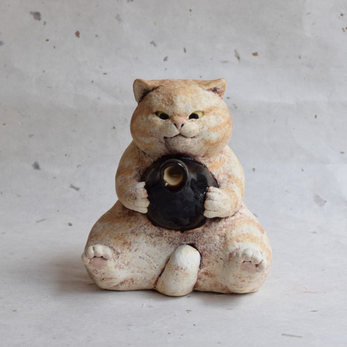 白亜器 猫徳利 とっくり 茶トラ （猫徳利の最新モデルが出来まし