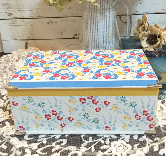 カルトナージュ お花柄の裁縫箱 フリーボックス・小物入れ