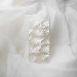 予約販売【iPhone 13シリーズ対応】自然なシェル素材＜ホワイト＞カラーデザイン(a0078WT)◆スマホケース 1枚目の画像