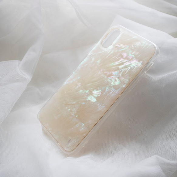 予約販売【iPhone 13シリーズ対応】自然なシェル素材＜ホワイト＞カラーデザイン(a0078WT)◆スマホケース 3枚目の画像