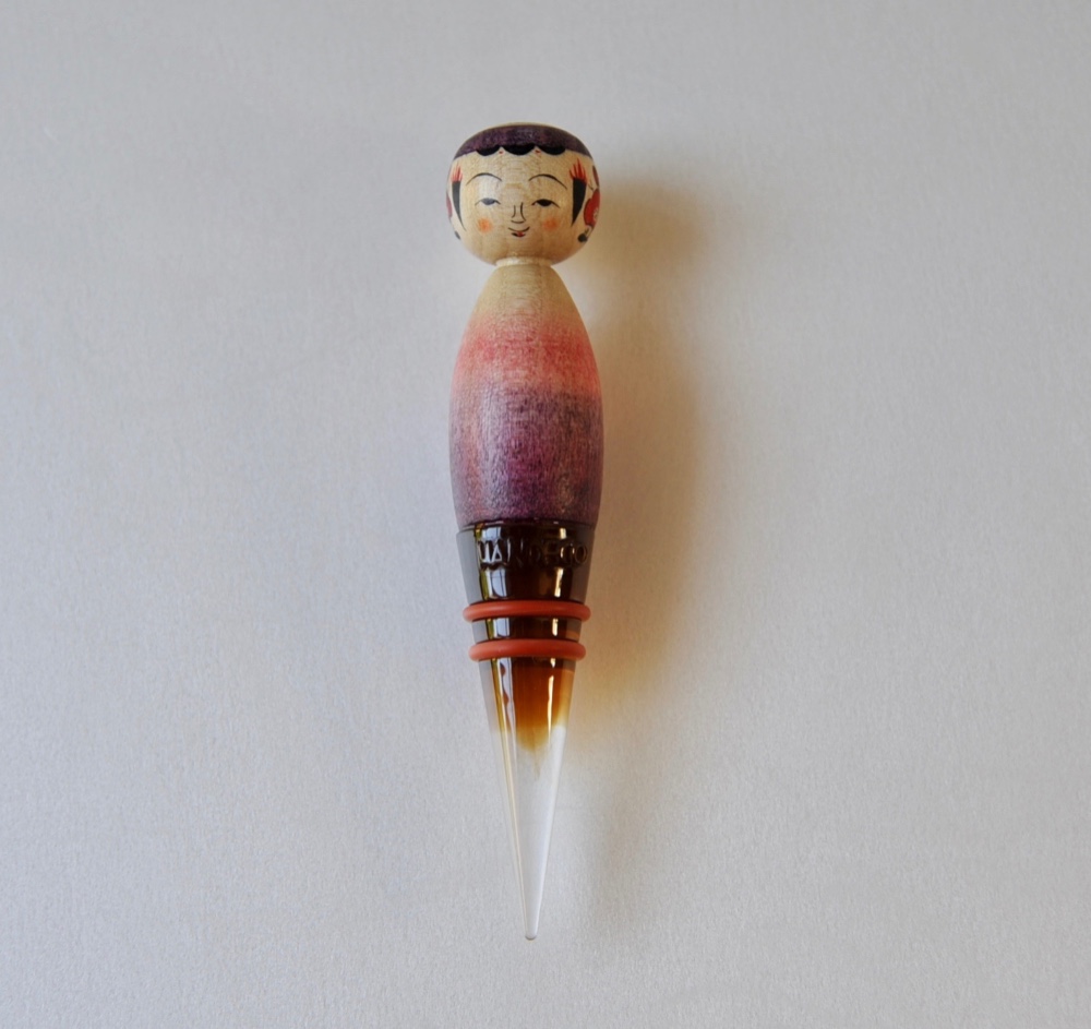 【ワインボトル栓】弥治郎系こけし／「すみれ」・栓茶色