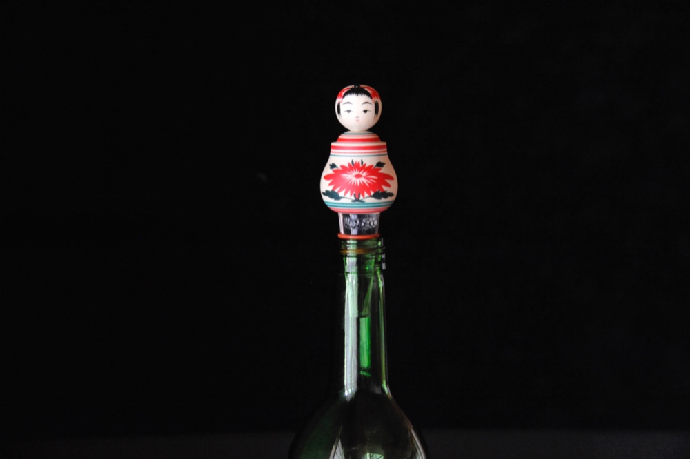 【スタンドボトル栓】「なる乃」・栓クリア/鳴子系こけし