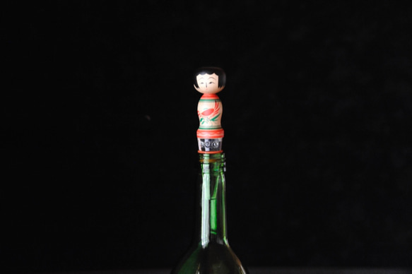 [直立瓶塞]“ Shoko”，塞子邊緣/ Sakunami Kokeshi 第7張的照片