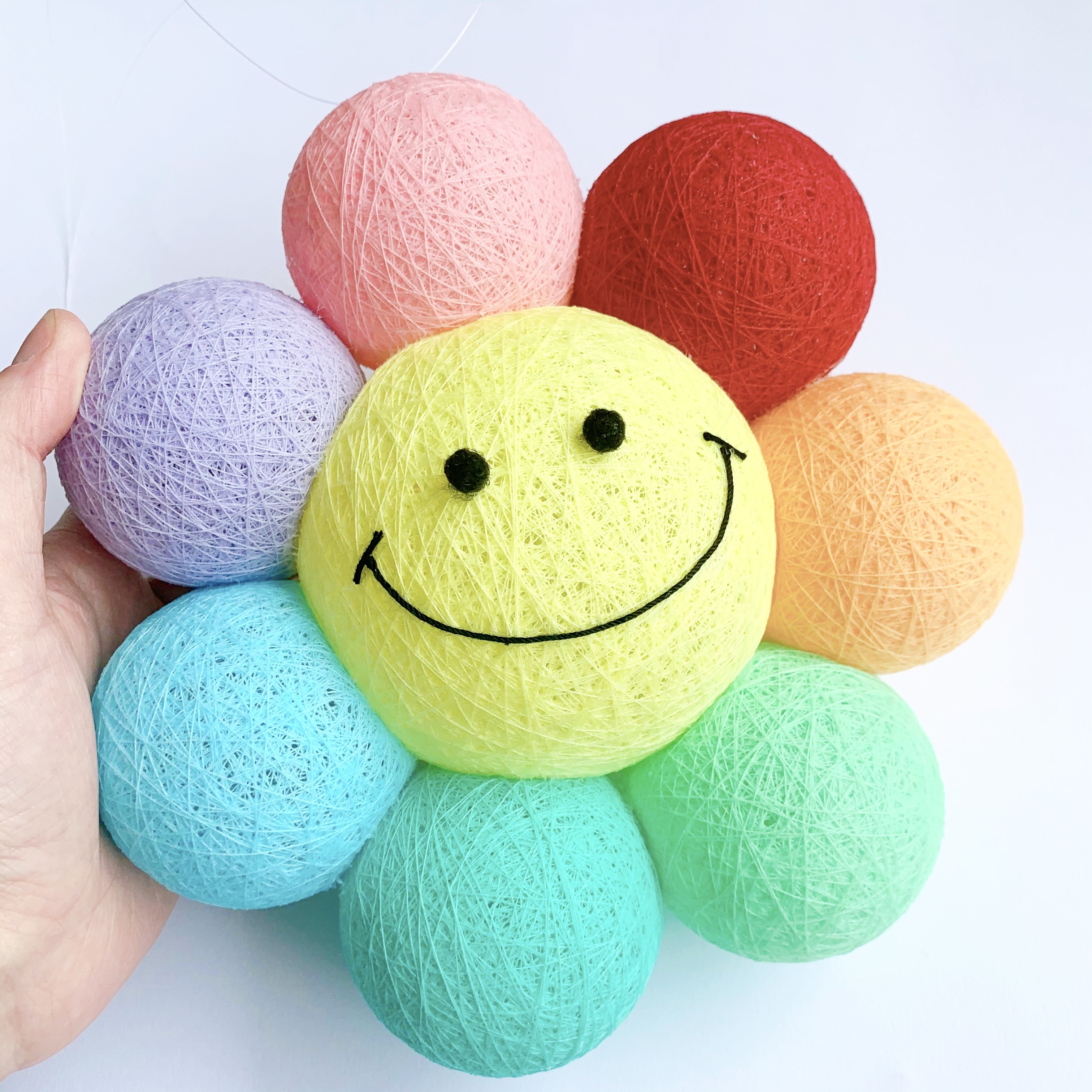 糸玉オーナメント　大きなパステルフラワー