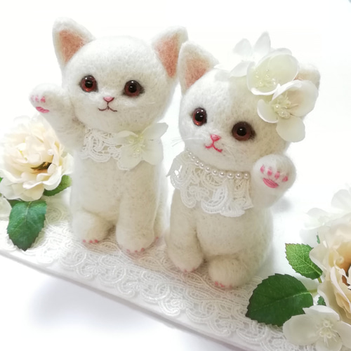 顔が美しい　ヴィンテージ招き猫　白 江戸木目込人形 ふくふく招き猫 白/黒 かわいい 置物 インテリア
