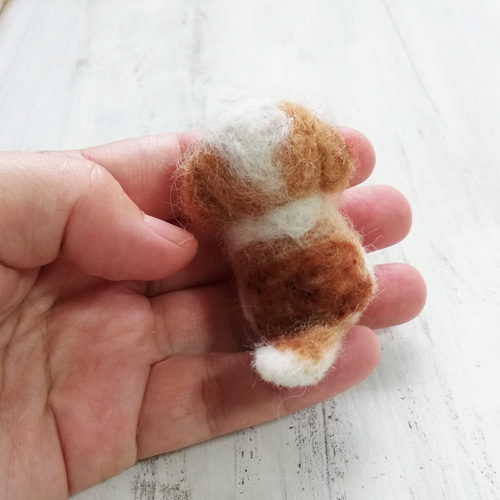 ◾受注制作・羊毛フェルトの小さなわんこ(シーズー・ブラウン