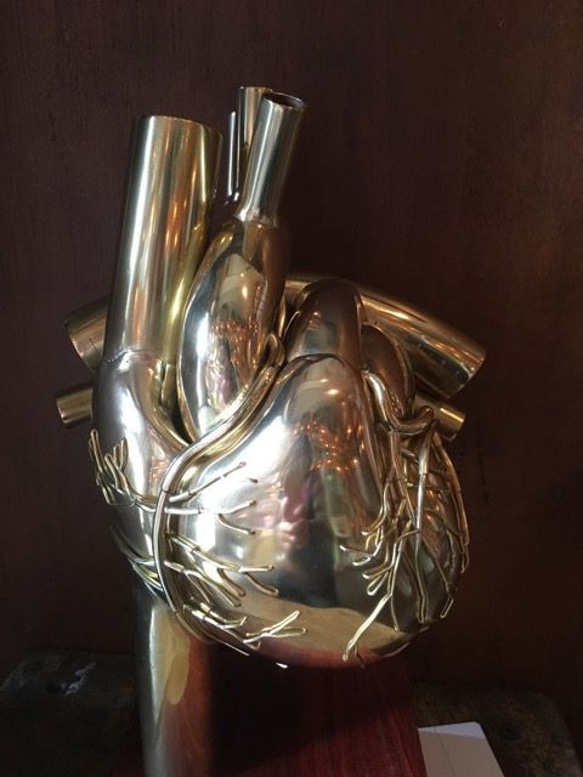 真鍮製心臓 1枚目の画像