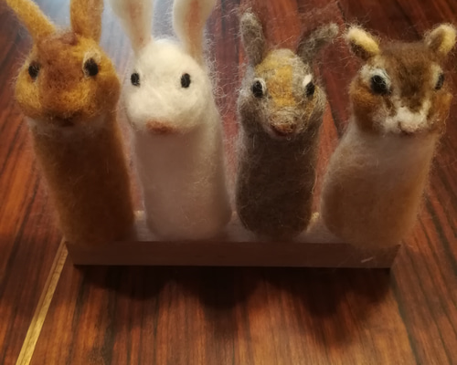 新作　指人形　羊毛フェルト 500x0.jpg