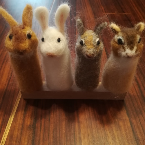 羊毛フェルト指人形 森のちいさな動物 羊毛フェルト Kanijaneula 