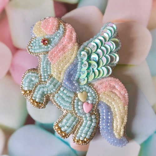 【ペガサス】ビーズ刺繍ブローチバッグチャーム ペガサス 馬 ビーズ刺繍ブローチ ブローチ バッグチャーム ポニー