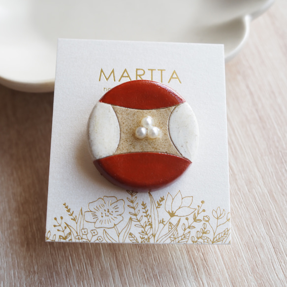 陶土✧赤い丸のポニーフック 1枚目の画像