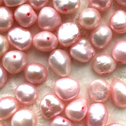 ラスト2パックです　#114 淡水真珠AA+ 12個　ほんのり可愛い桜ピンク　フラットバロック　8×7.5ミリ 1枚目の画像