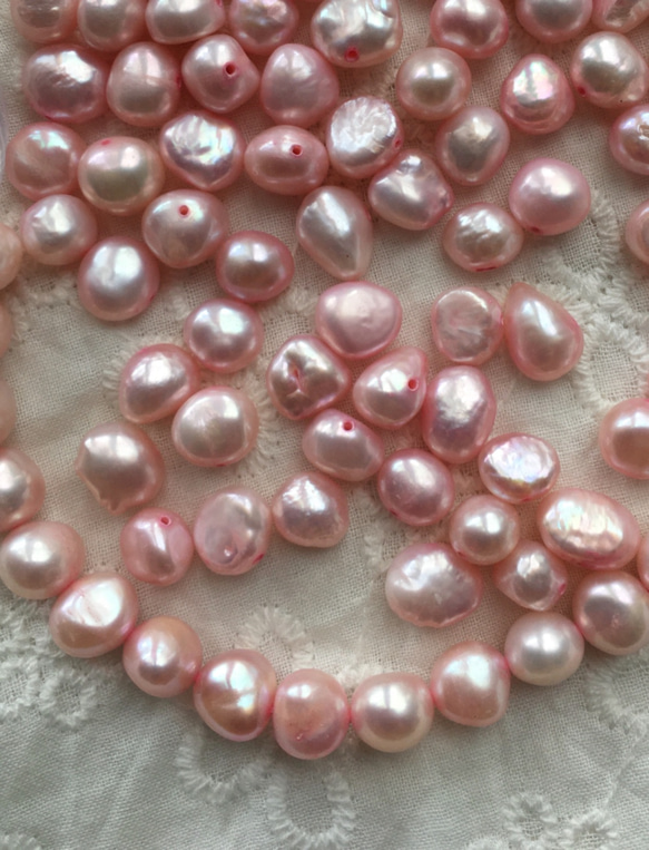 ラスト2パックです　#114 淡水真珠AA+ 12個　ほんのり可愛い桜ピンク　フラットバロック　8×7.5ミリ 2枚目の画像