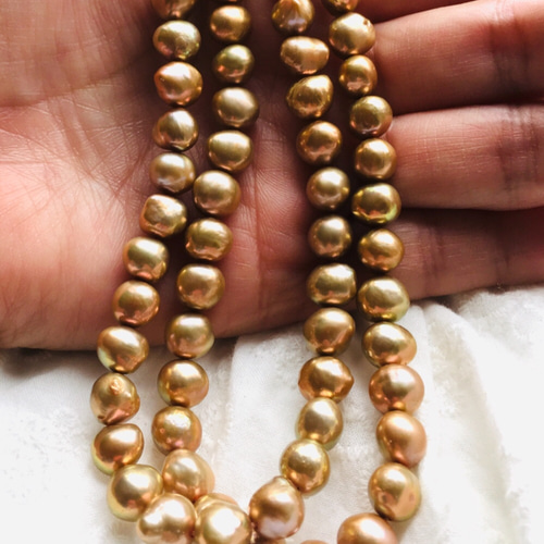 233 湖水真珠 濃シャンパンゴールド 金茶色 8mm ふっくらバロック