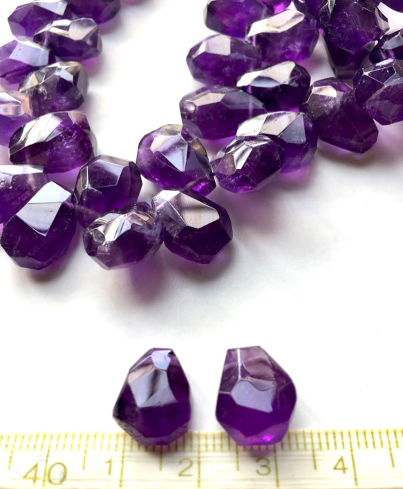 #31 アメジストAA++ 濃色　タンブルカット【1ペア】クレオパトラ　紫水晶　ハンドメイド素材　 4枚目の画像