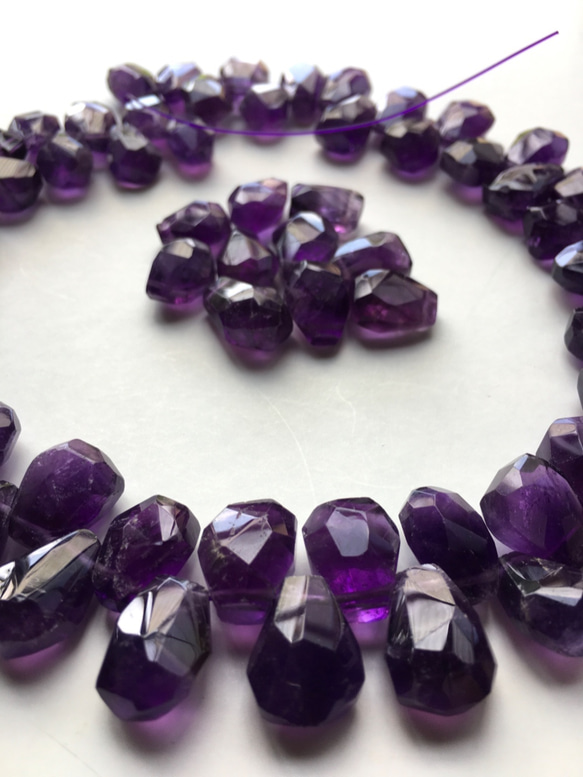 #31 アメジストAA++ 濃色　タンブルカット【1ペア】クレオパトラ　紫水晶　ハンドメイド素材　 7枚目の画像