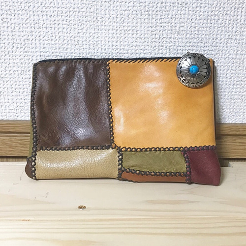 新品　ヘルツ　星型　星柄　ポーチ　つぎはぎポーチ 小物を可愛く仕舞える丸いラウンドファスナーポーチ / 革鞄の