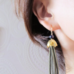 14KGF *khaki* autumn flower Tassel ピアスorイヤリング 4枚目の画像