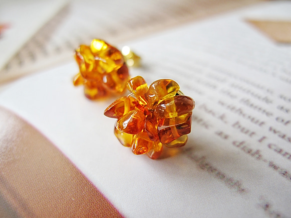 【大人気♡】S&A ポーランド　琥珀　希少イエローアンバー　ピアス 大人気♡】S&A ポーランド 琥珀 希少イエローアンバー ピアス 大人気