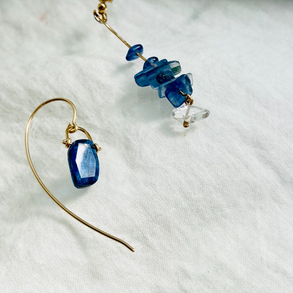 Blue jewel eyes　幸福な王子　K１４gf　アシンメトリーピアス