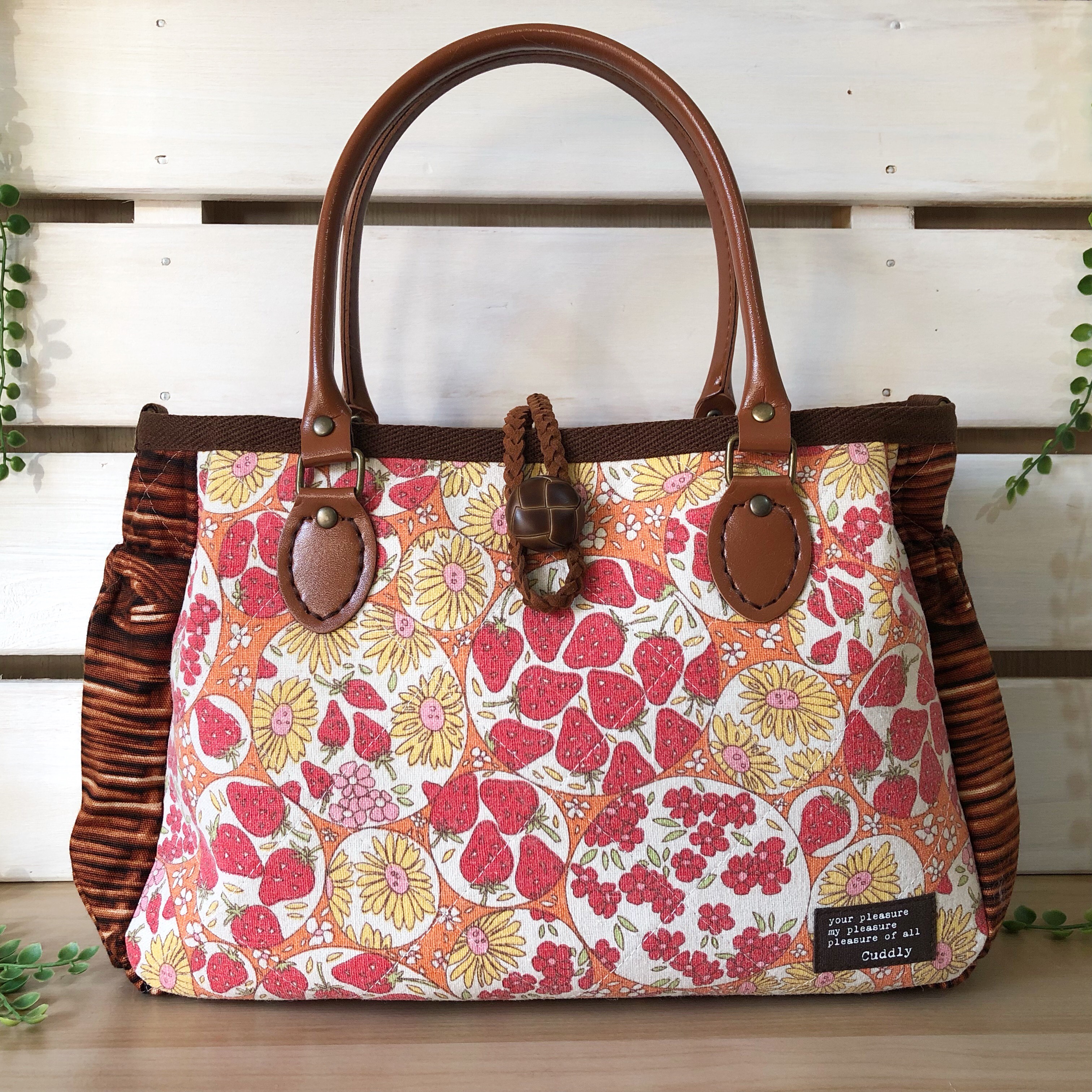 YUWAイチゴ・フラワーシャボン★ファーカバー付きかごバッグ風カーペンター小・2wayオレンジ