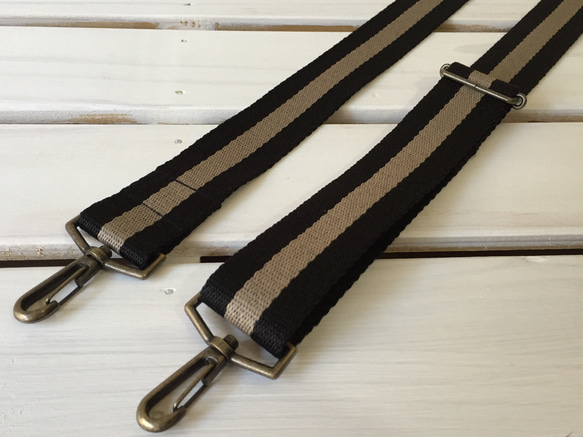 斜め掛けストラップ38mm★太ショルダーベルト★黒×ベージュストライプ 2枚目の画像