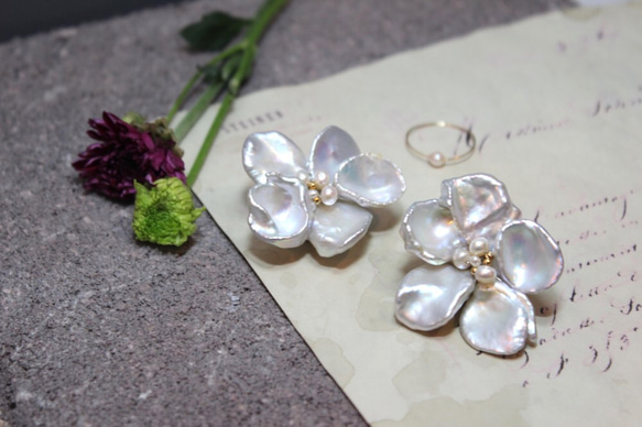 【包郵】天然罌粟花珍珠花朵耳環+銀色填充順豐寶寶Akoya珍珠戒指 第3張的照片