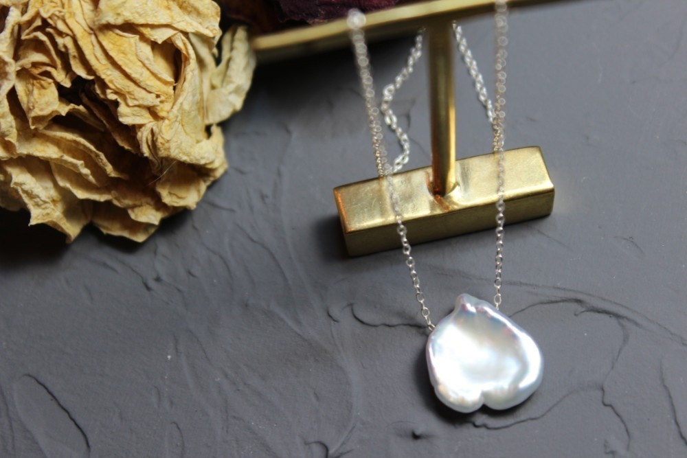 夏の福袋2022 花びら天然ケシパール「ひとひら」ネックレスとピアス選べるsilver925 14kgf 保証書付